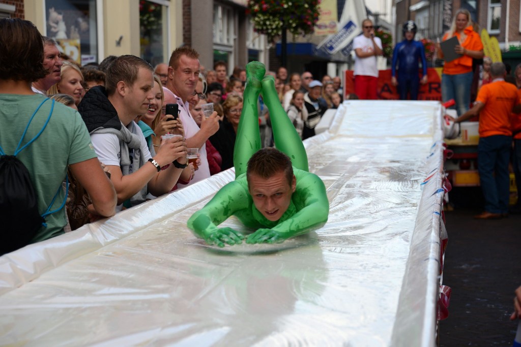 ../Images/Donderdag kermis 119.jpg